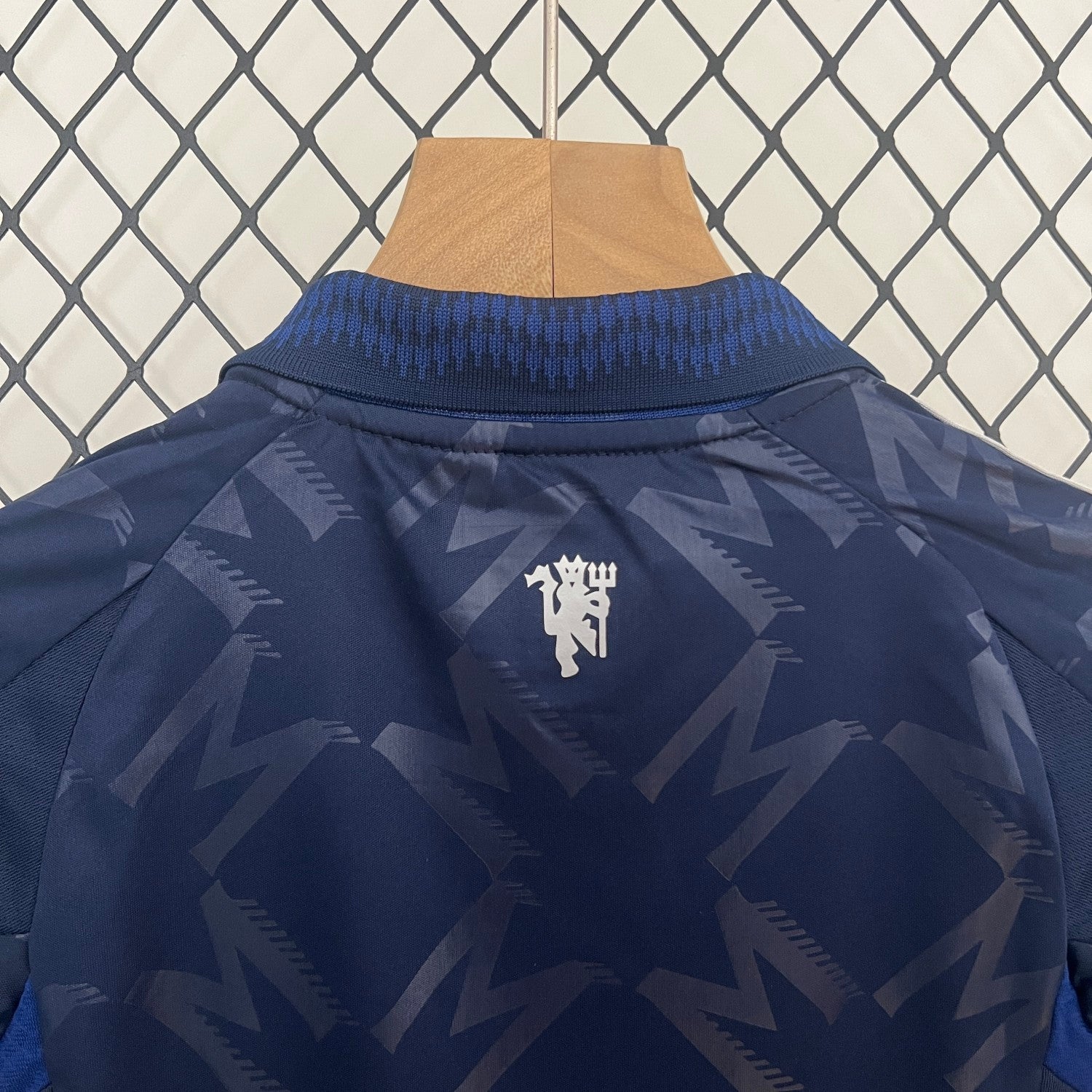 Manchester United Away Kids Suit 24/25