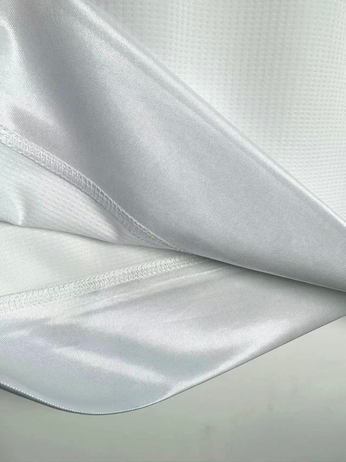 Real Madrid Home Retro Jersey 2015/16