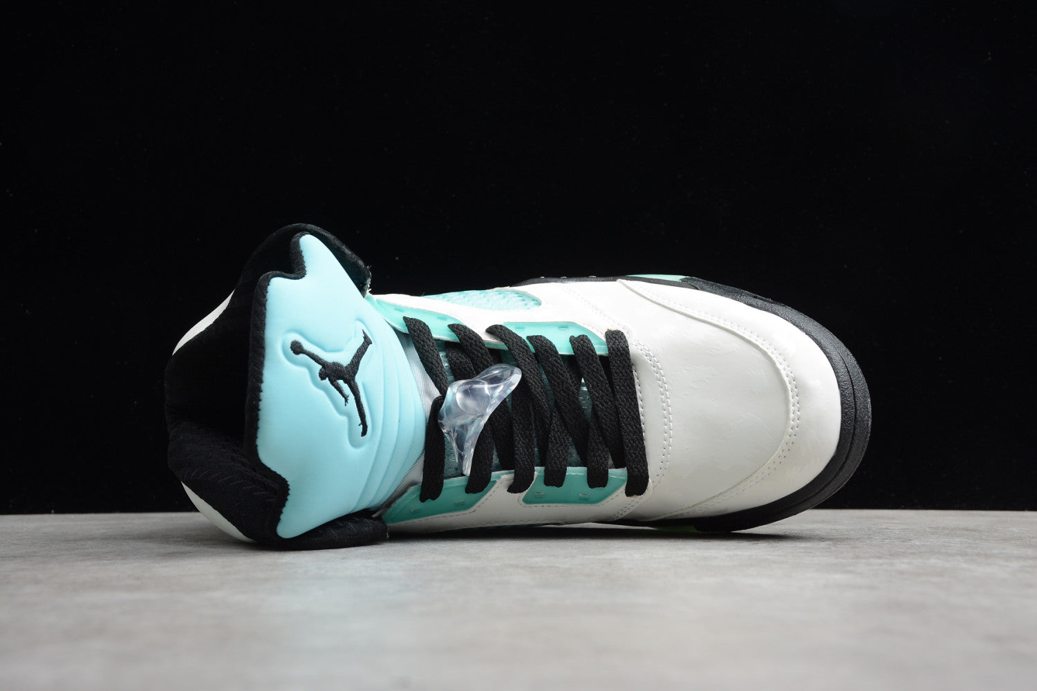 Air Jordan 5 Retro “Island Green” CN2932-100