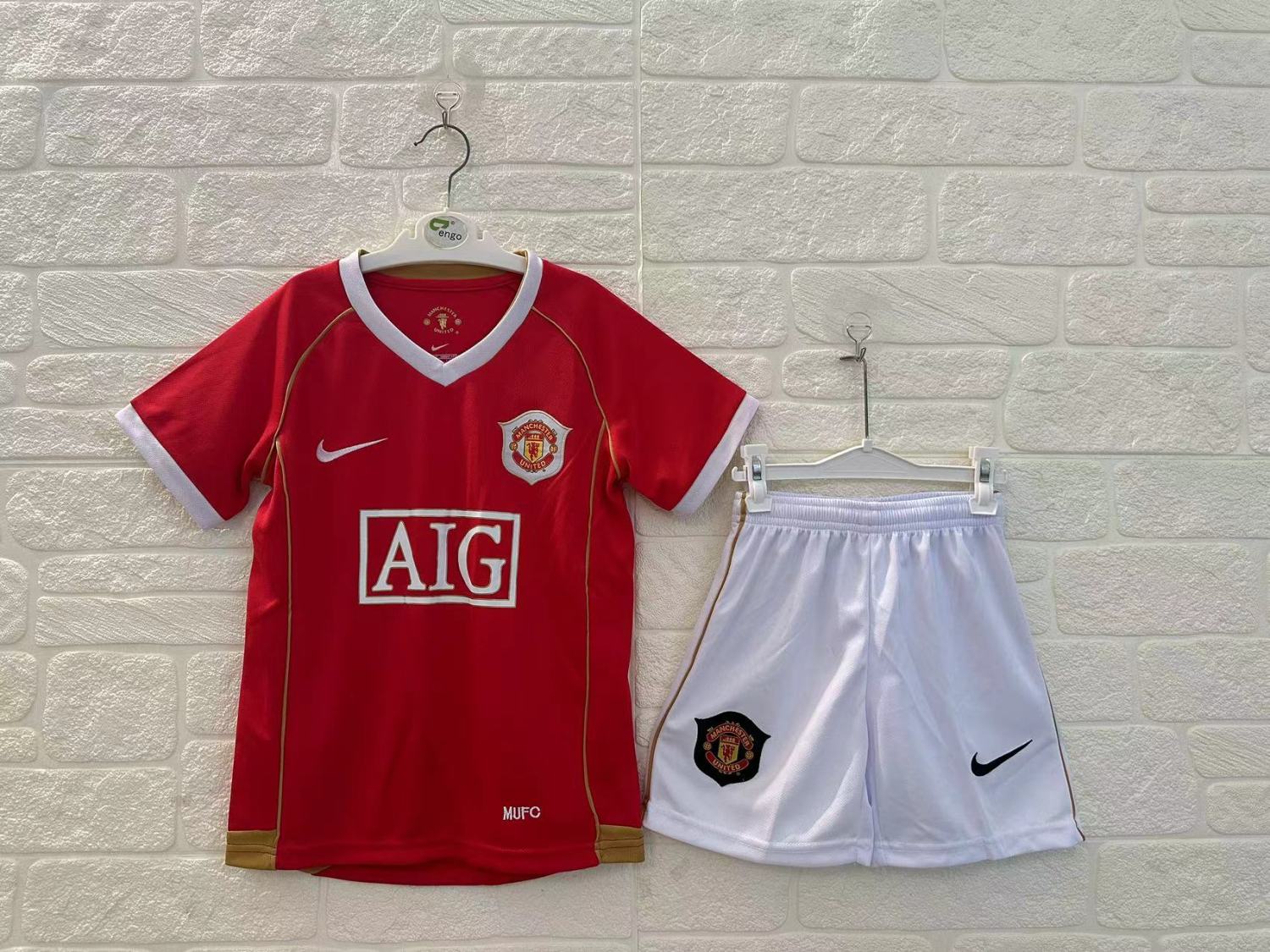 Manchester United Home Retro Kids Suit 2006/07