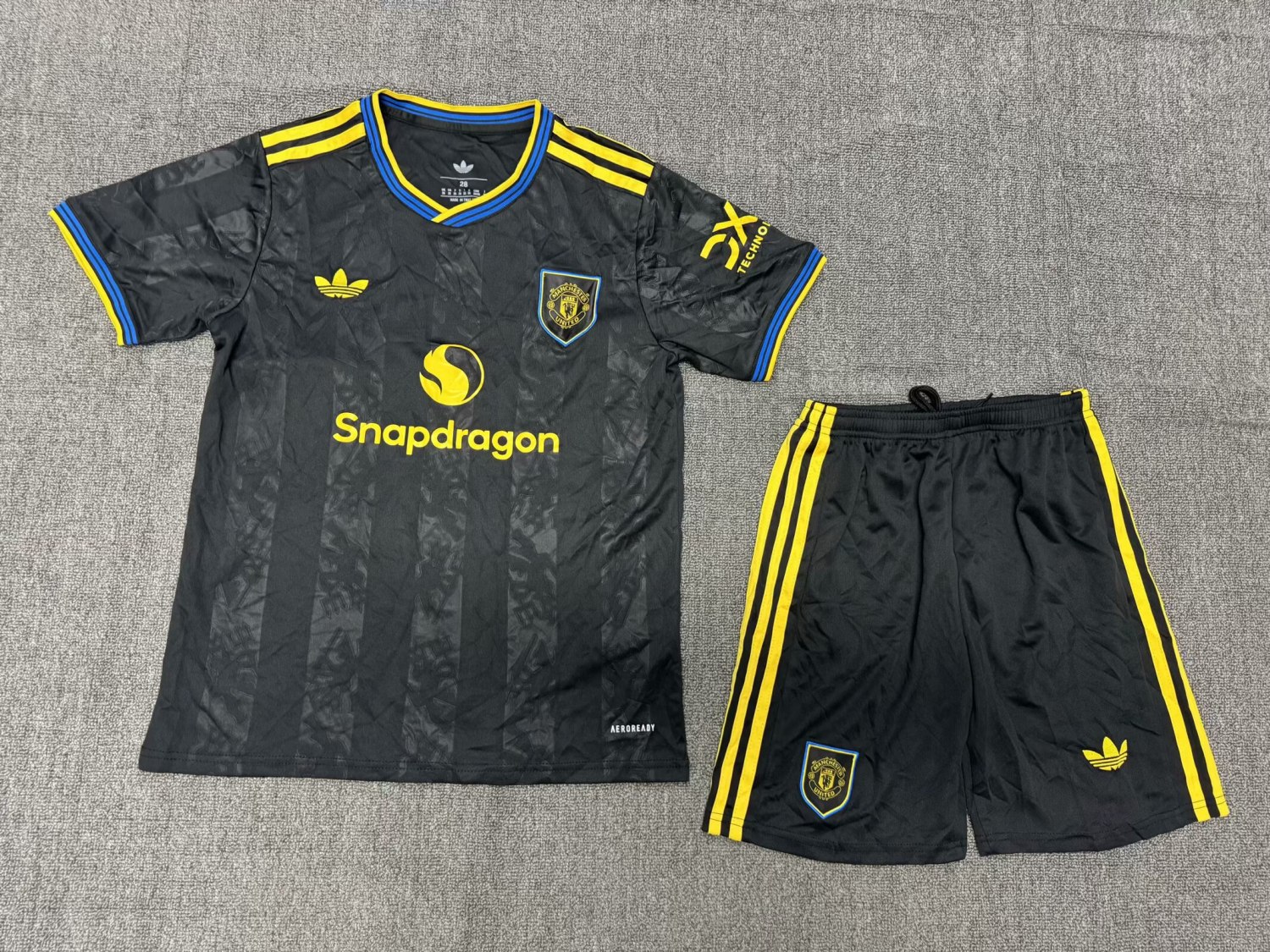 Manchester United Third Kids Suit 25/26