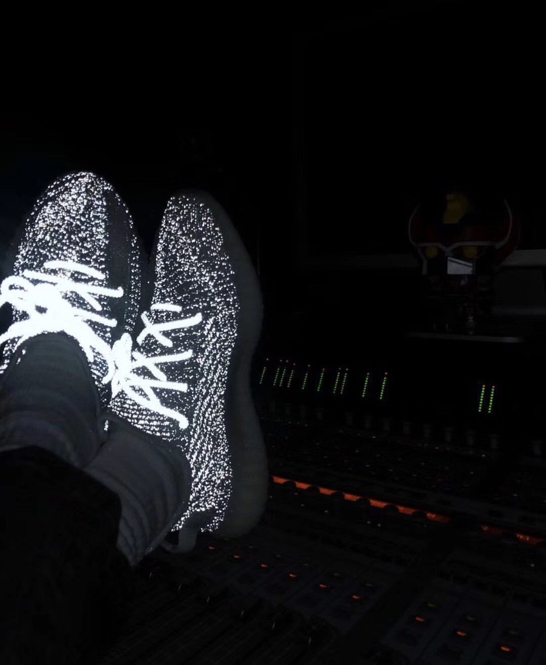 Yeezy Boost 350 V2“Static” Reflective EF2367