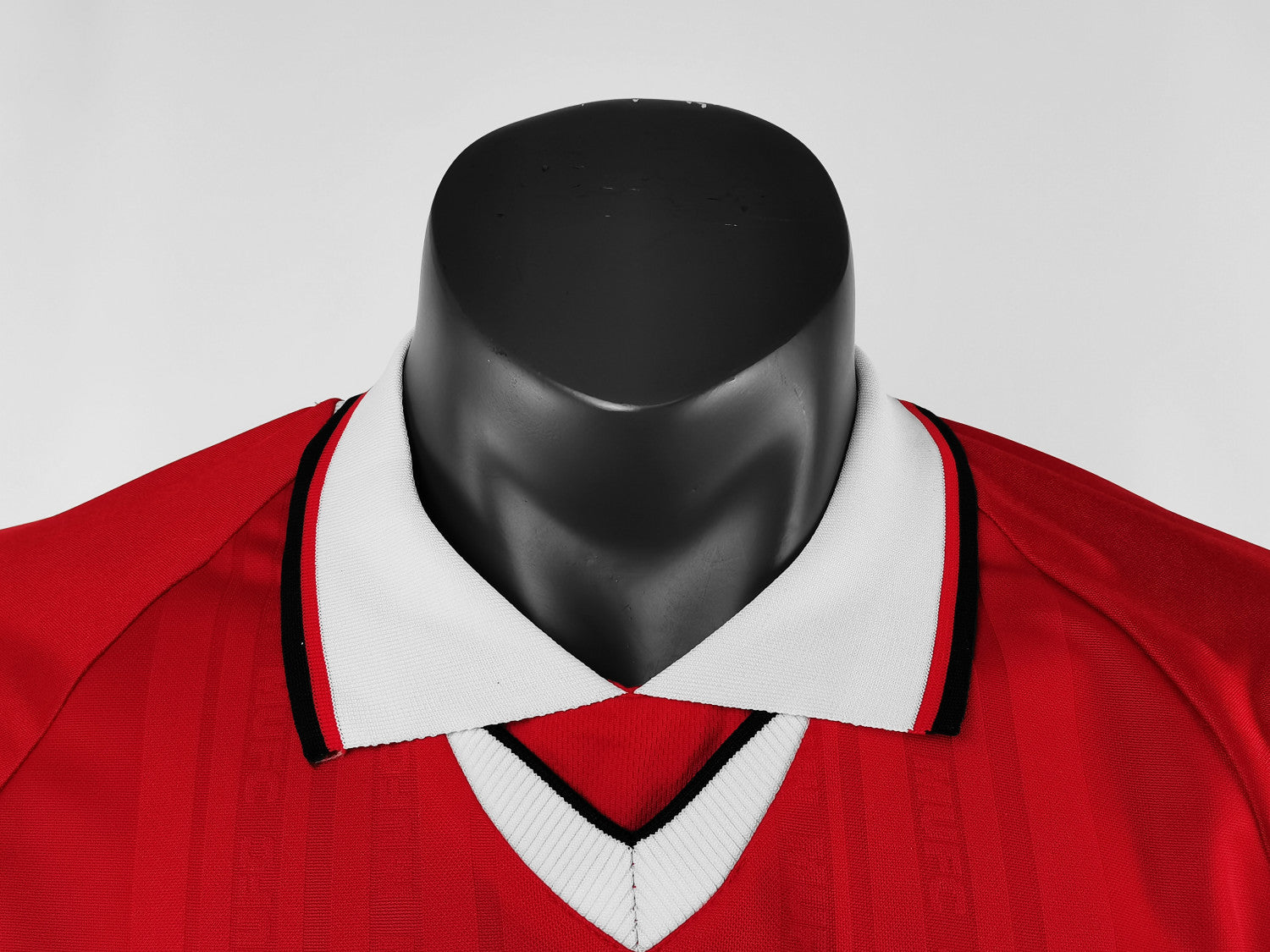 Manchester United Home Champions' League Final Retro Jersey 1999/00