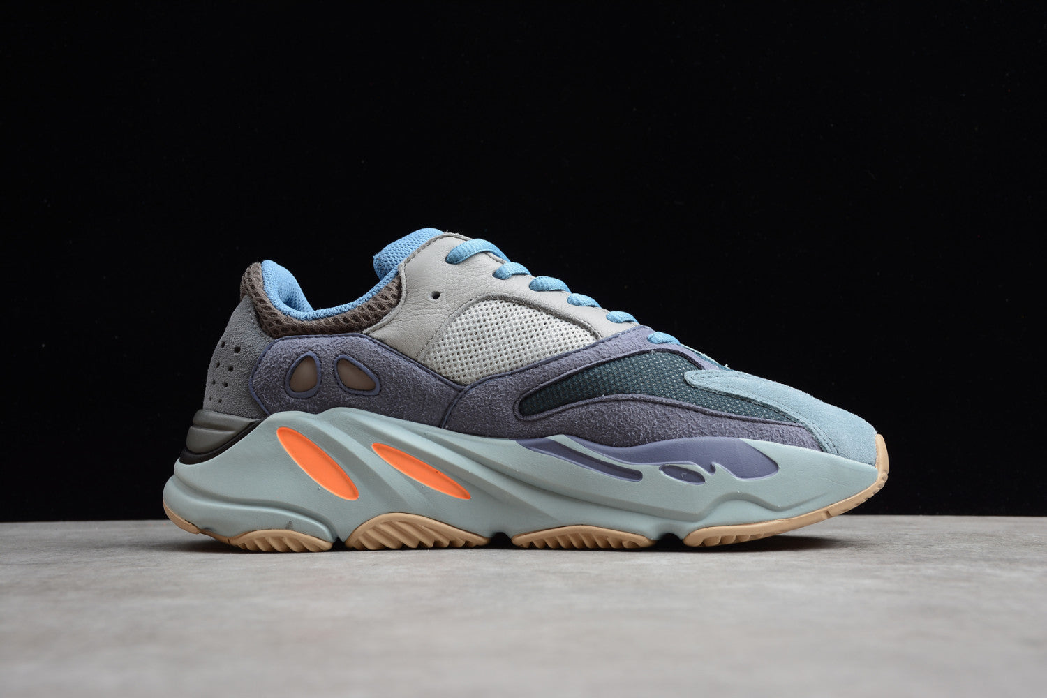 Yeezy Boost 700 “Carbon Blue” FW2498
