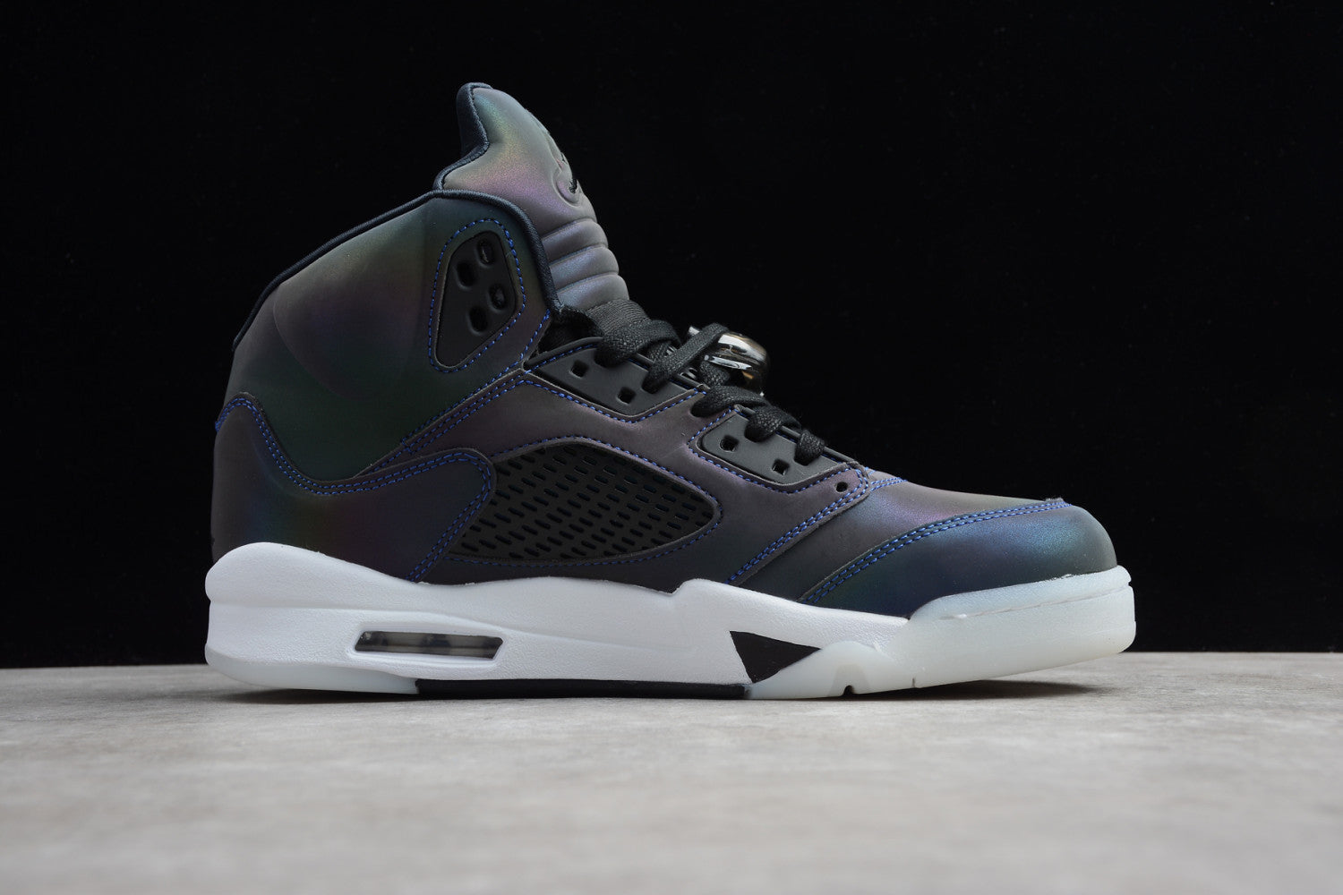 Air Jordan 5 WMNS “Oil Grey” CD2722-001