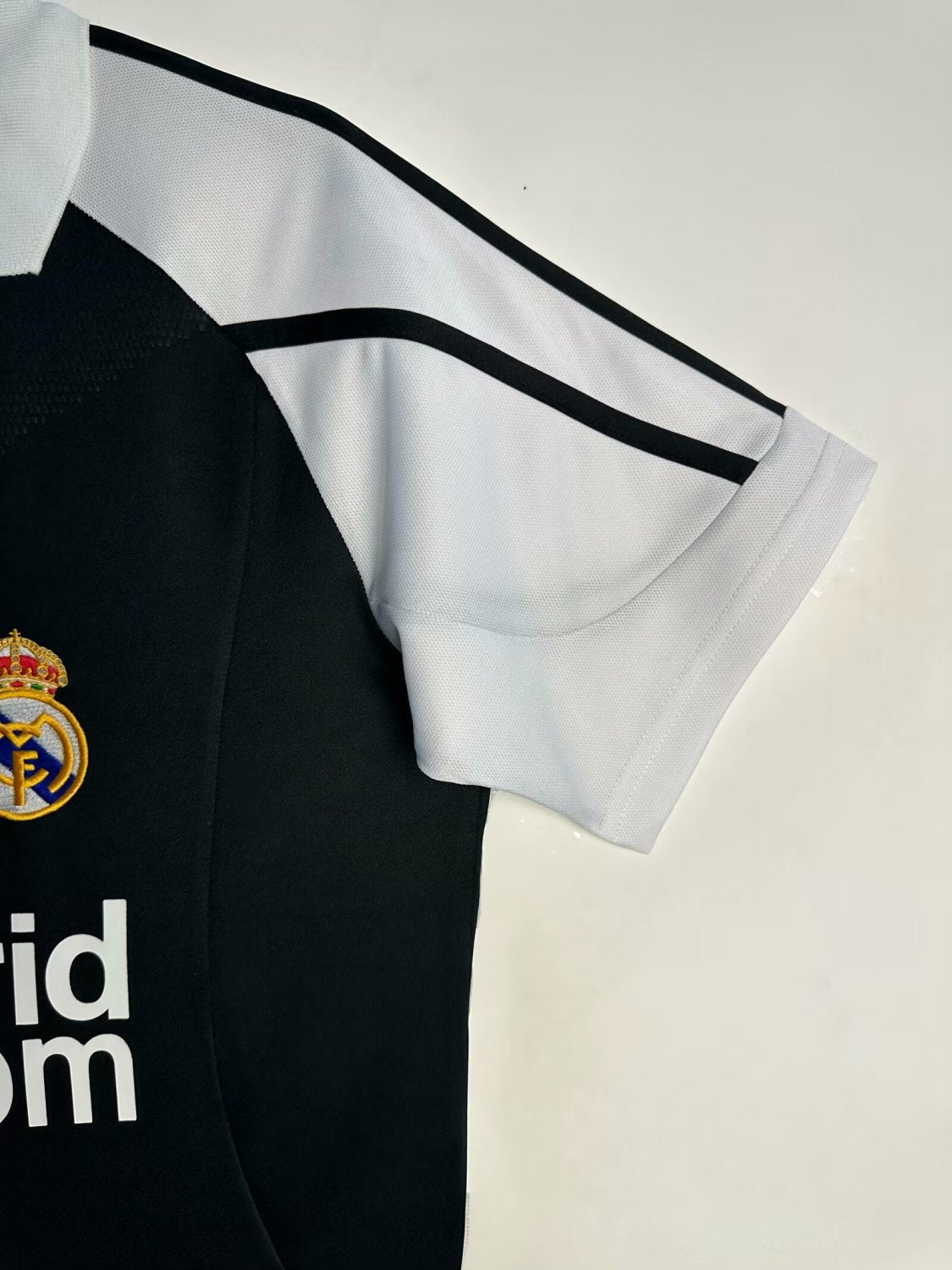 Real Madrid Away Retro Jersey 2001/02