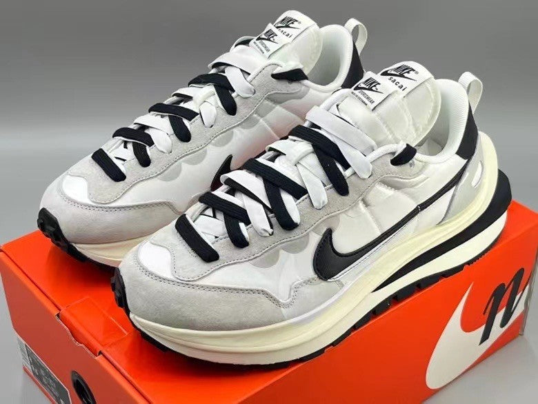 VaporWaffle Sacai Gray Black