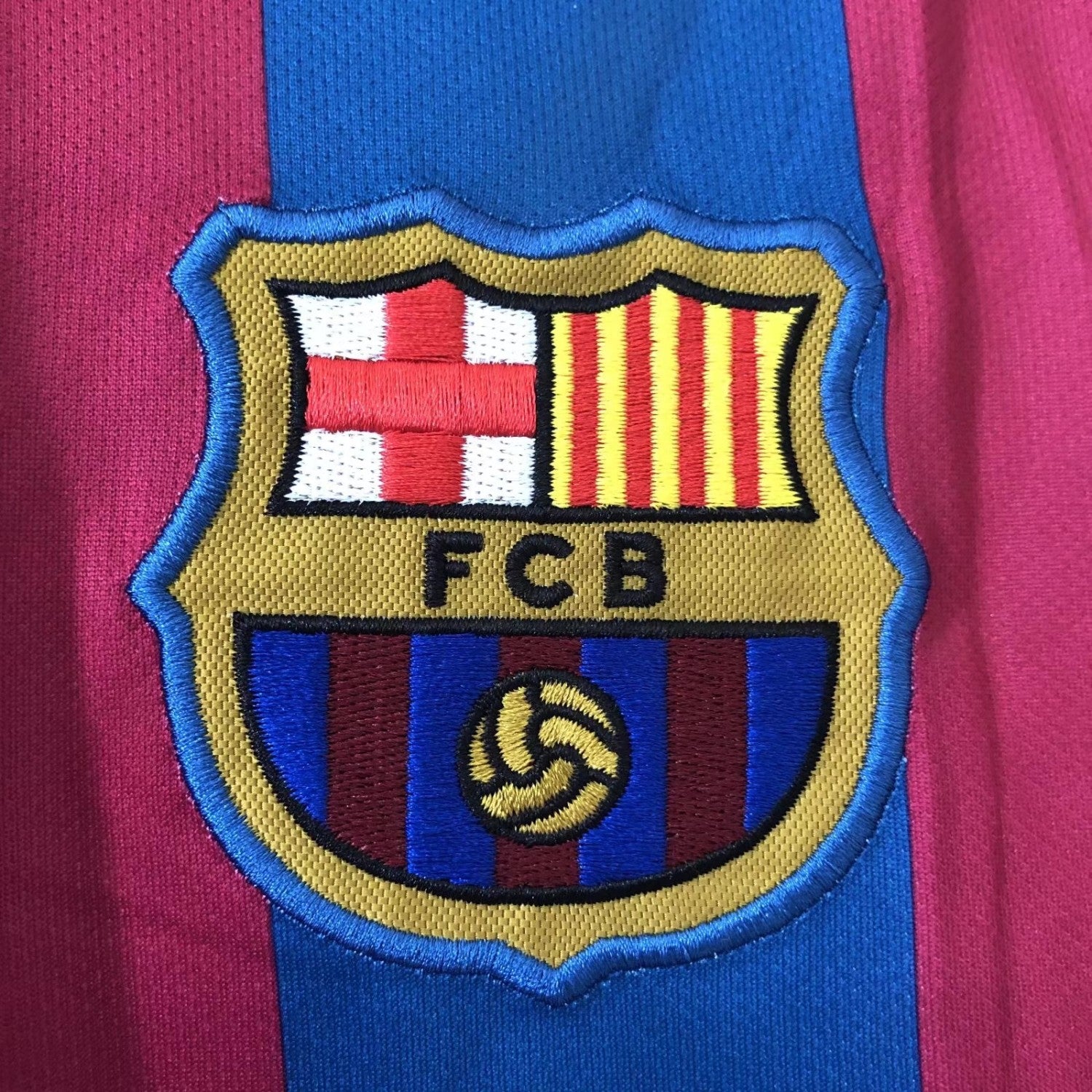 Barcelona Home Retro Jersey 2005/06