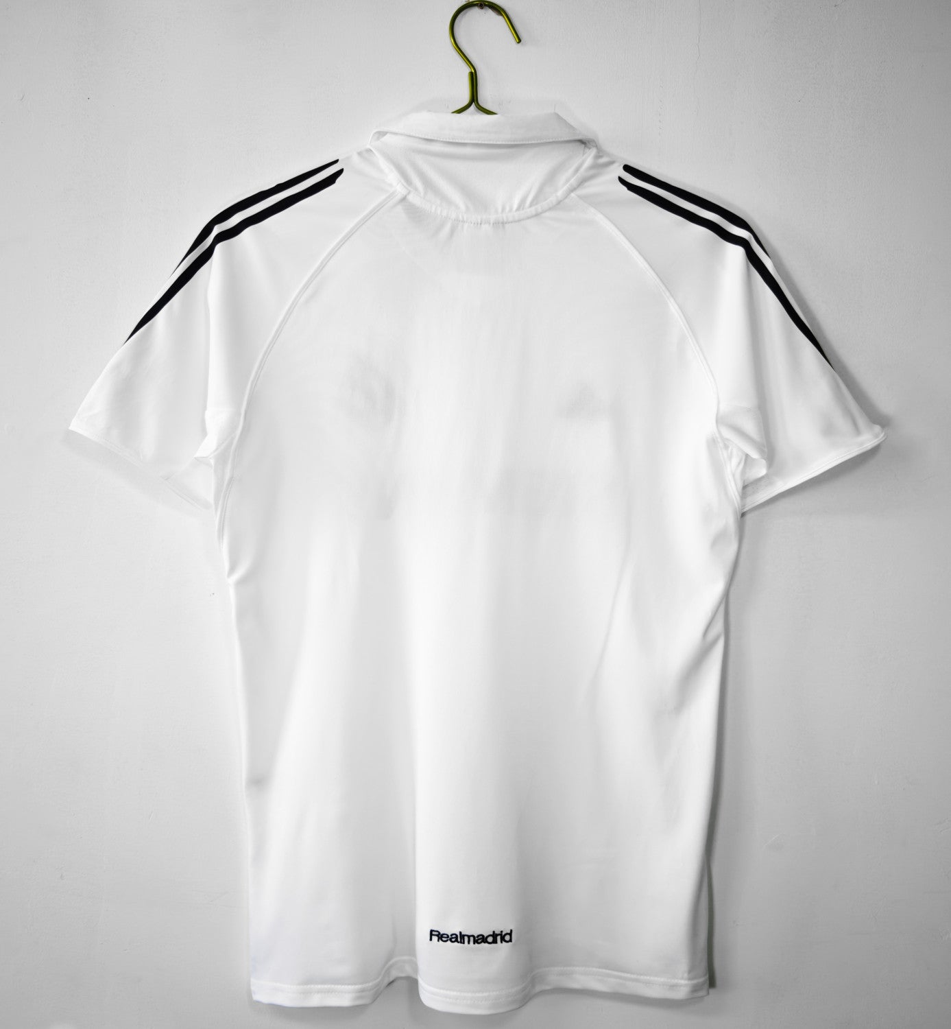 Real Madrid Home Retro Jersey 2005/06