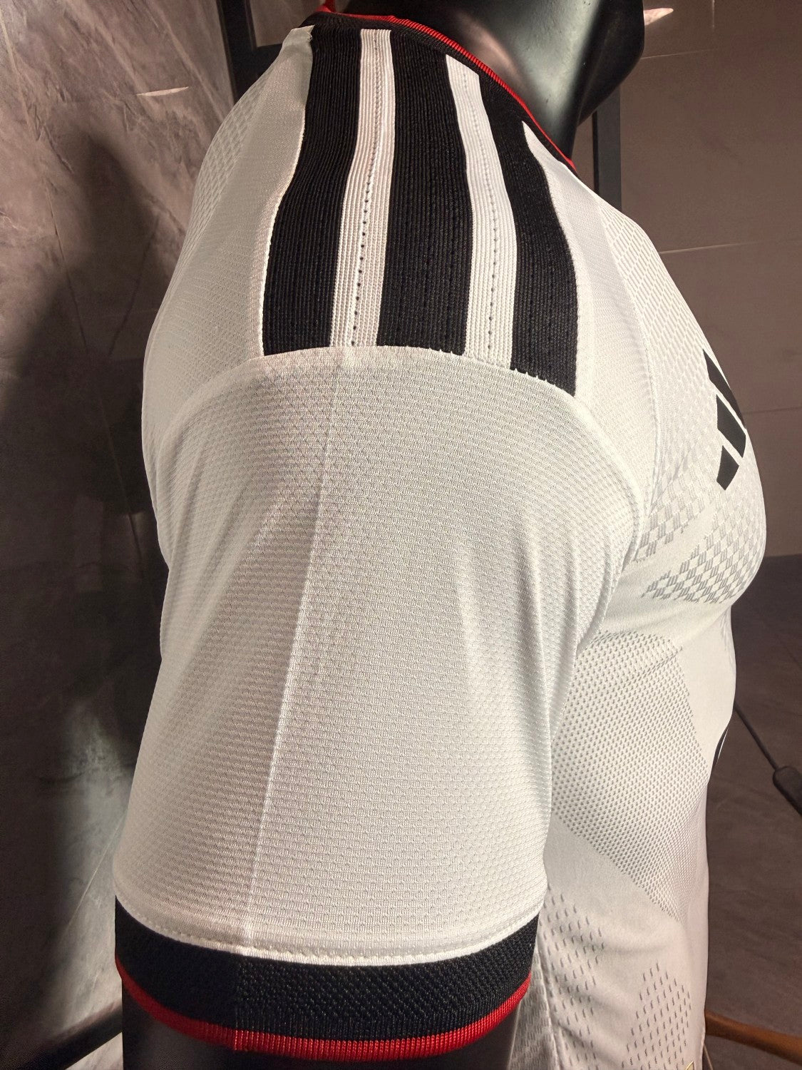 Fulham Home Man Player Jersey 26/27