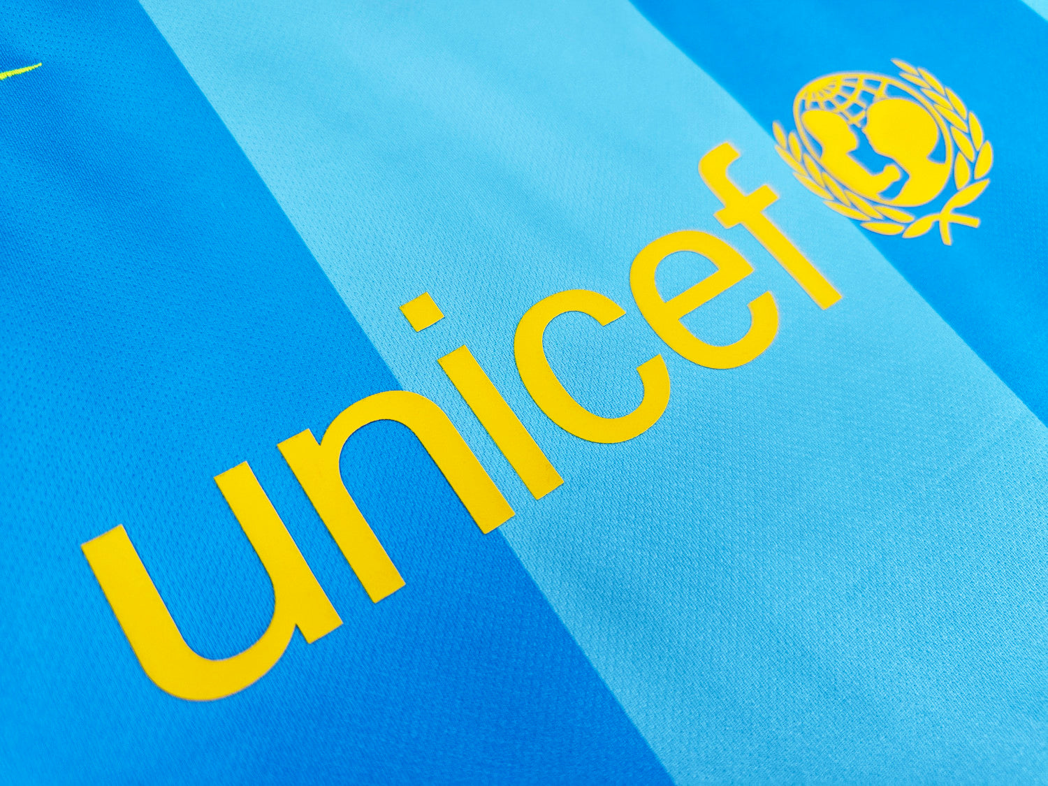 Barcelona Away Retro Jersey 2007/08