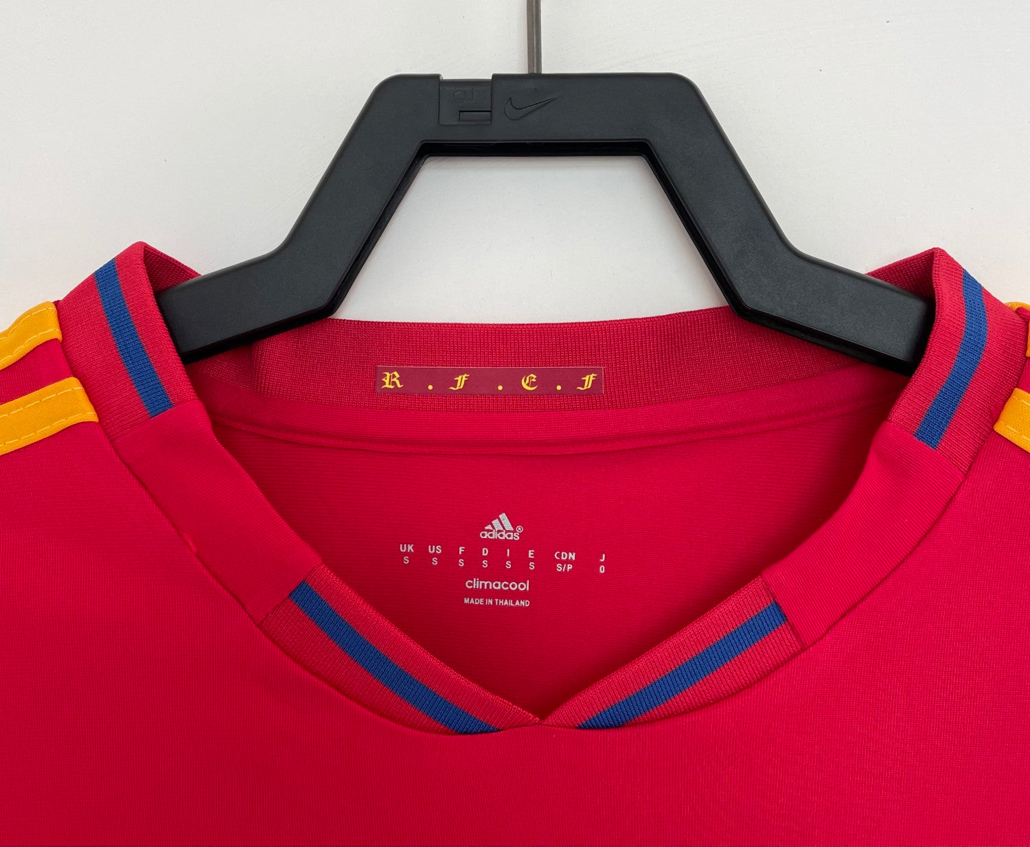 Spain Home Retro Jersey 2009/10