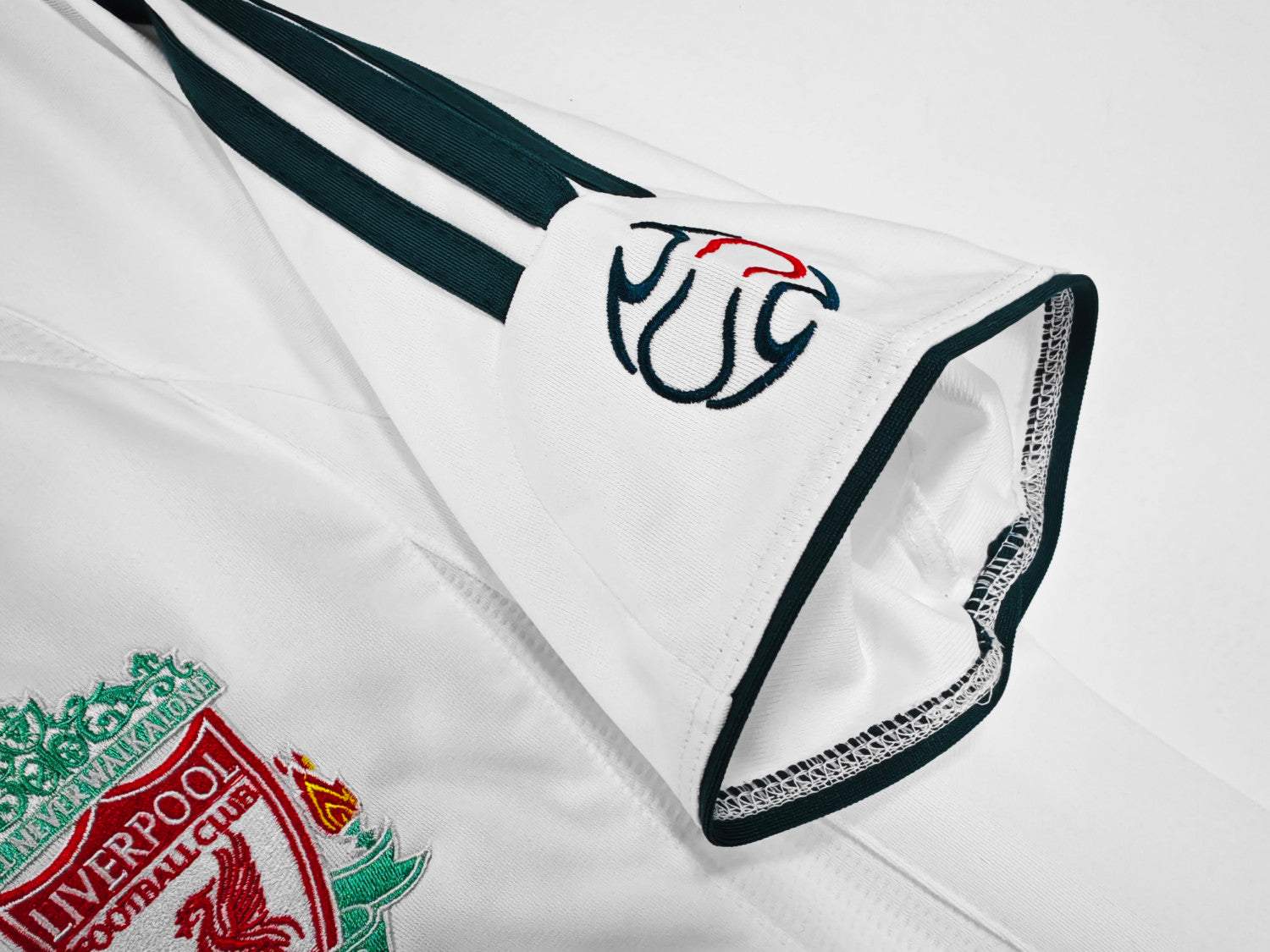 Liverpool Away Retro Jersey 2006/08