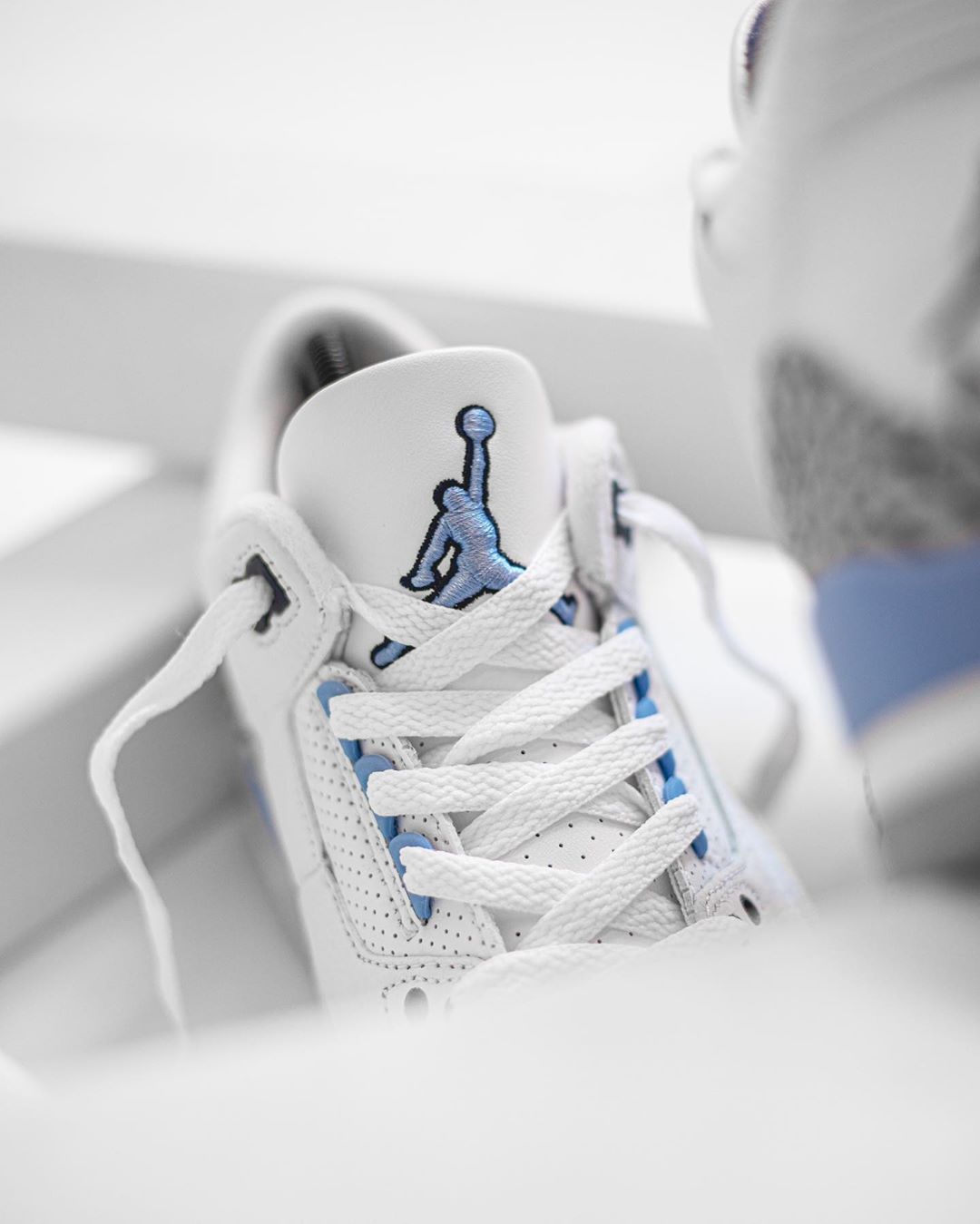 Air Jordan 3 “UNC” CT8532-104