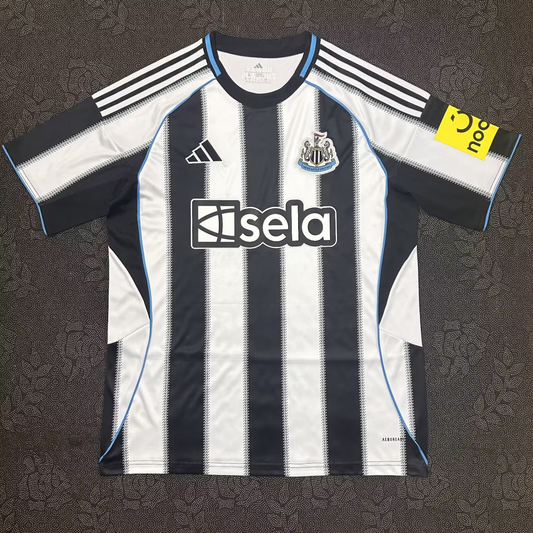 Newcastle United Man Home Carabao Cup 2025 Winners Shirt