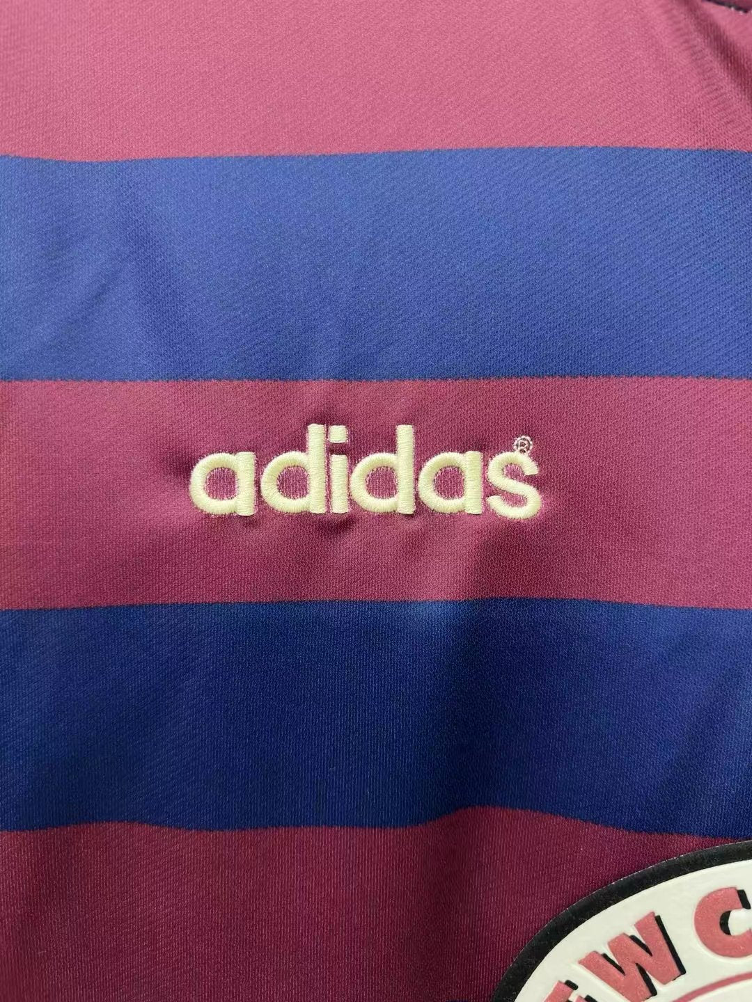 Newcastle United Away Retro Jersey 1995/97