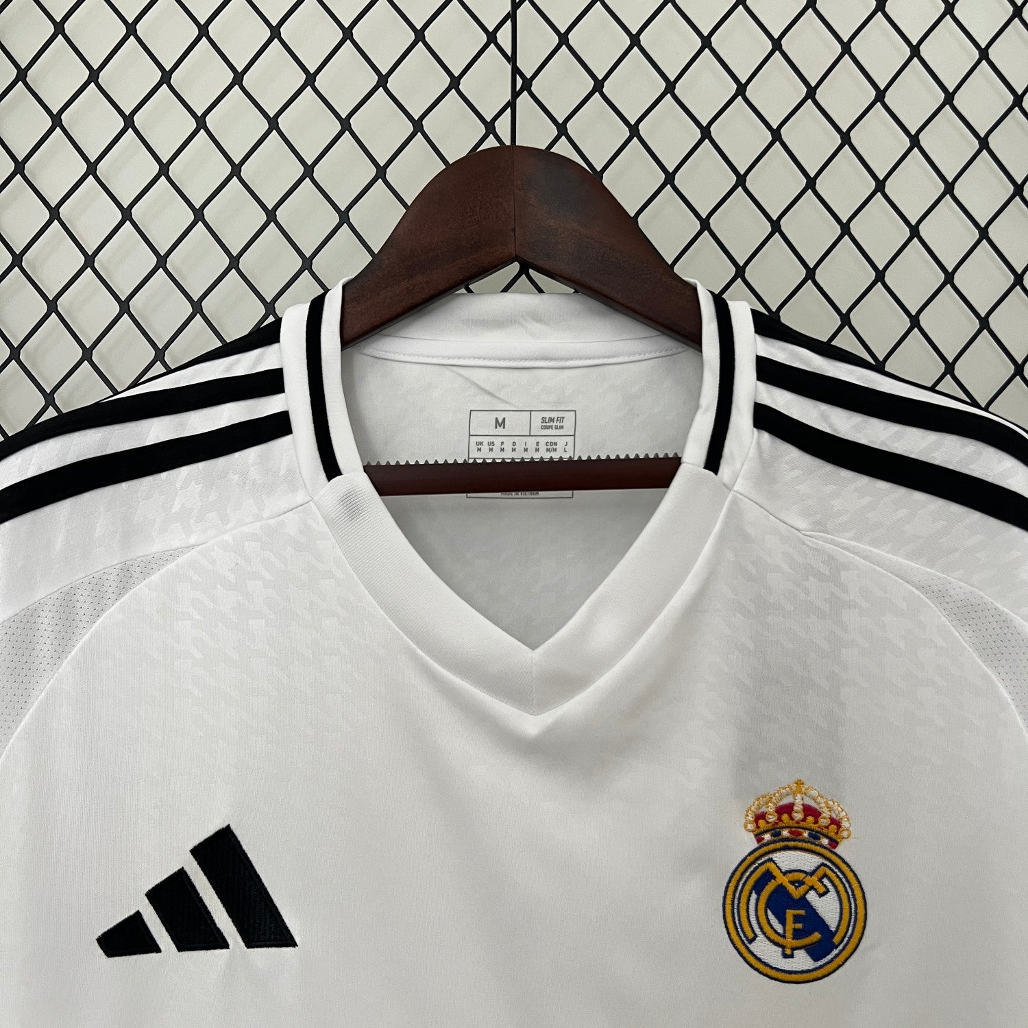 Real Madrid Home Man Jersey 24/25