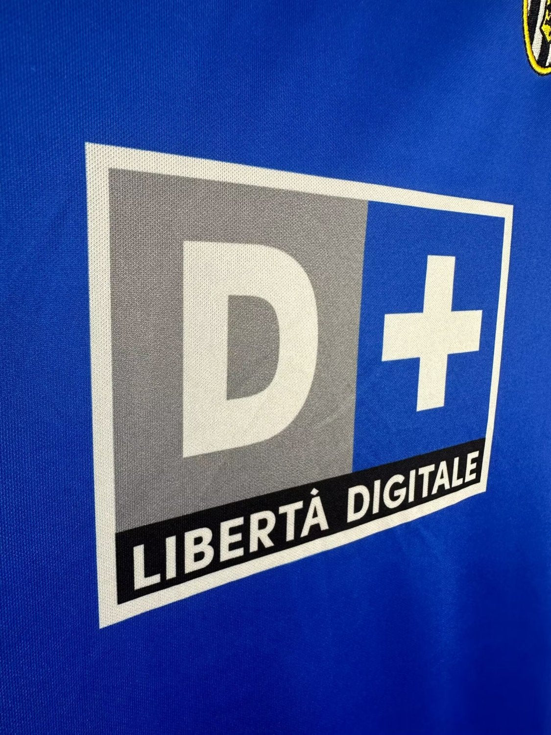 Juventus Away Long Sleeve Retro Jersey 1999/00