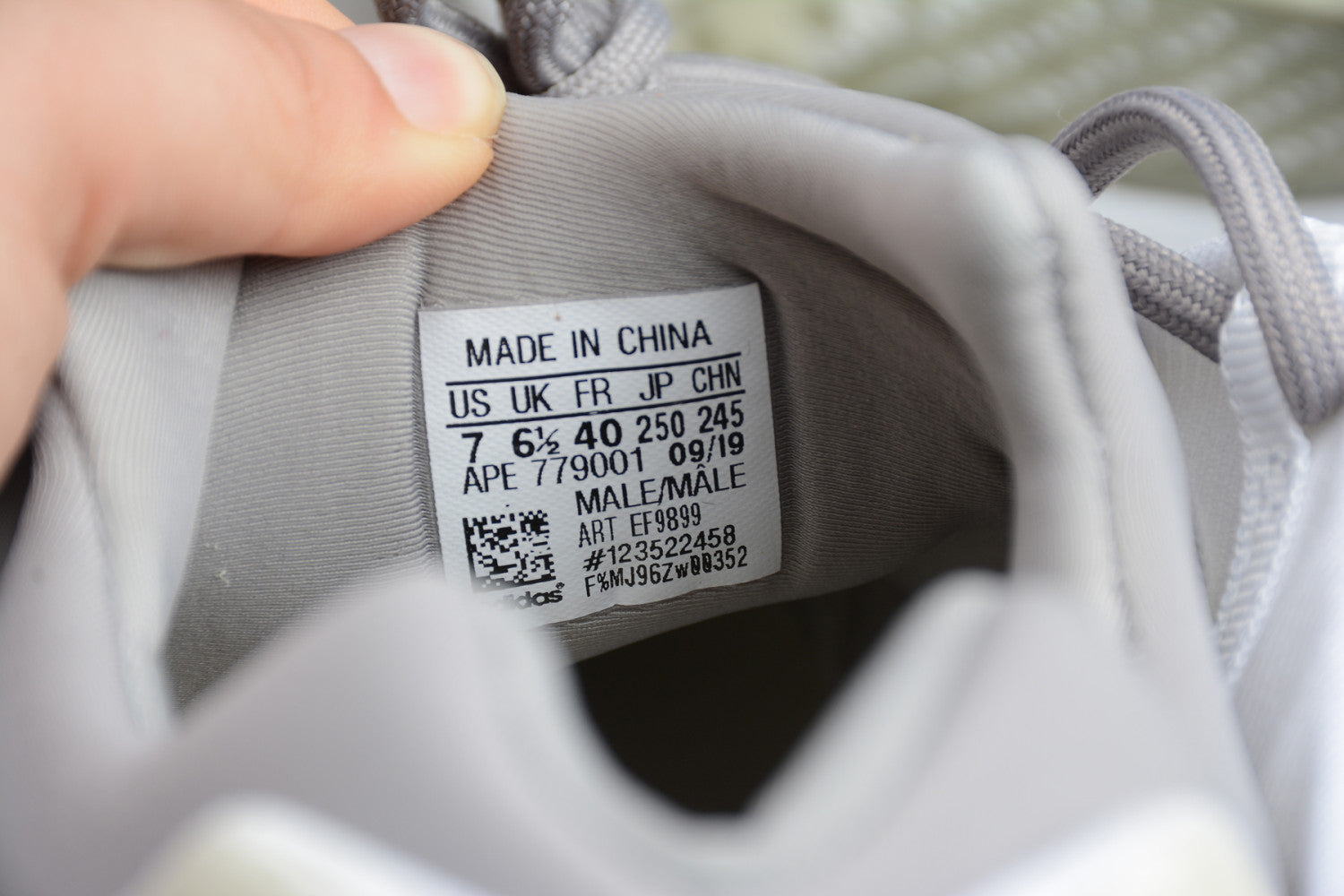 Yeezy Boost 700V3 White Grey Green EF9899