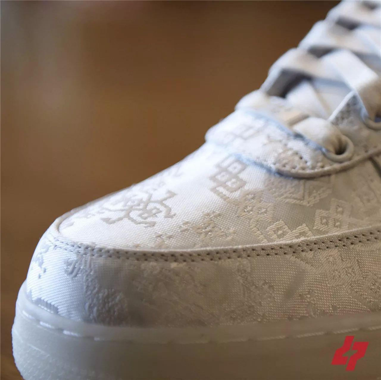 Air Force 1 Low CLOT 1WORLD (2018) “Triple White” AO9286-100