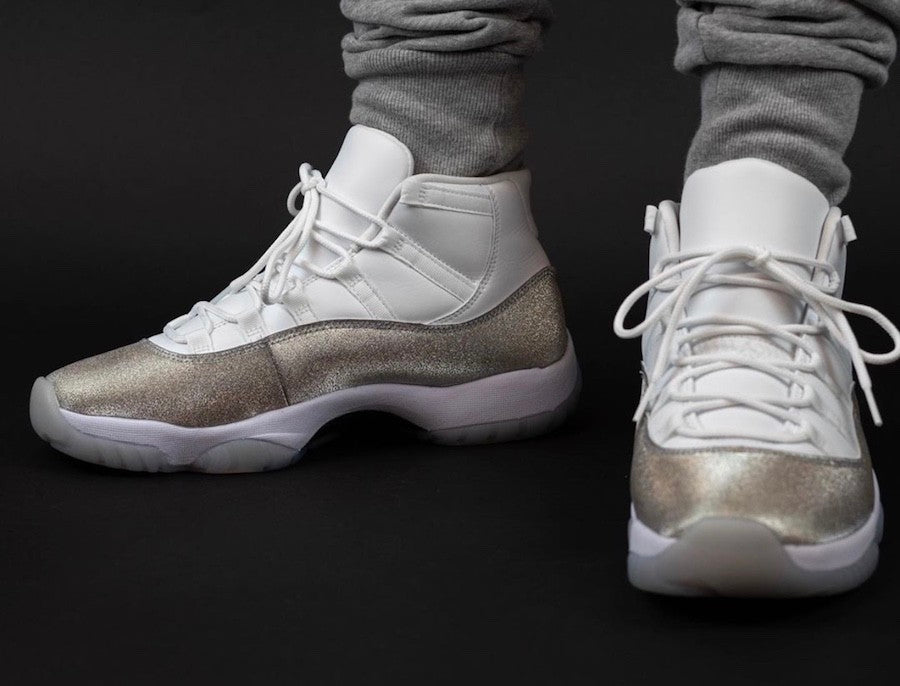 Air Jordan 11 WMNS “Metallic Silver” AR0715-100