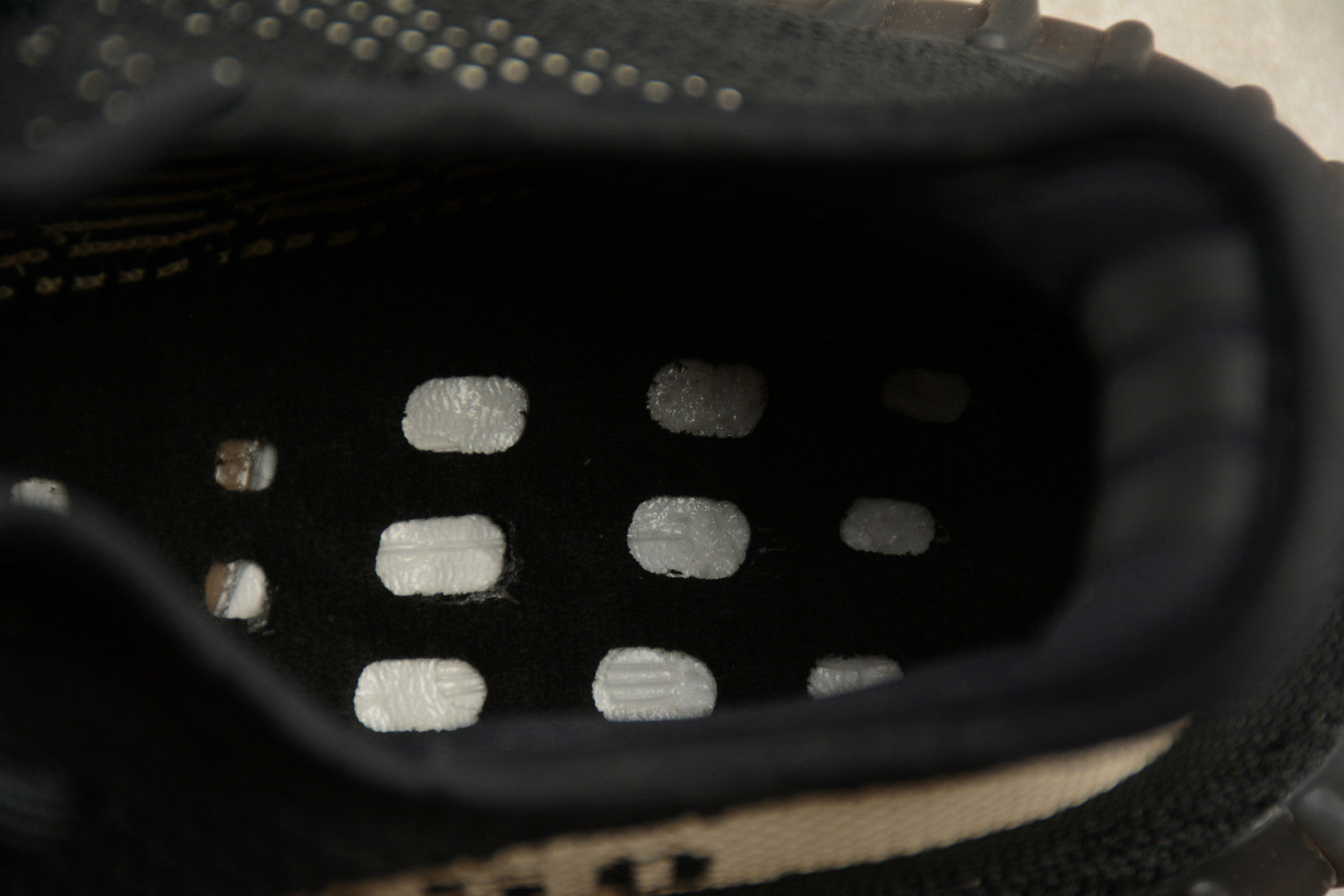 Yeezy Boost 350 V2 “Core Black-Copper” BY1605