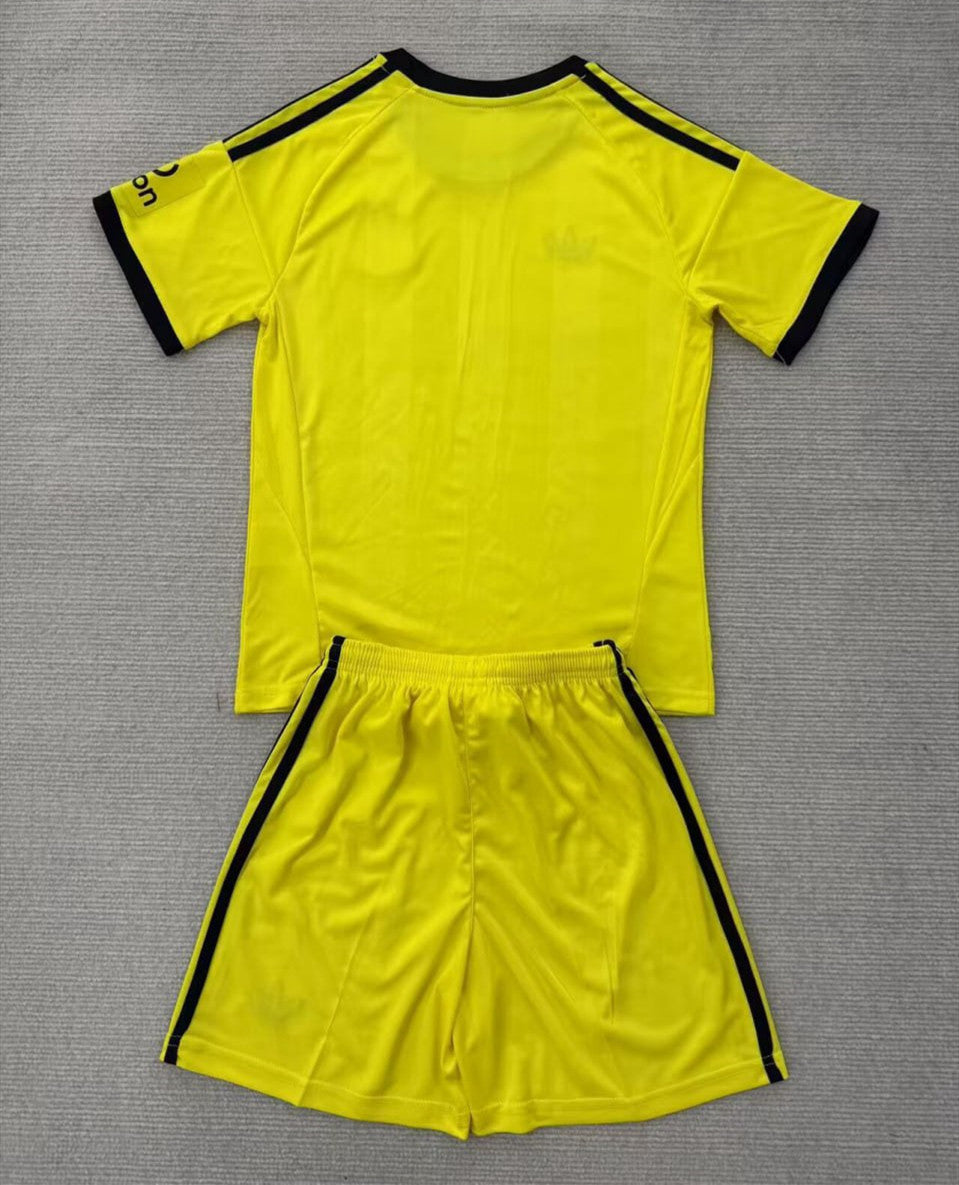 Newcastle United Goalkeeper Kids Suit 25/26