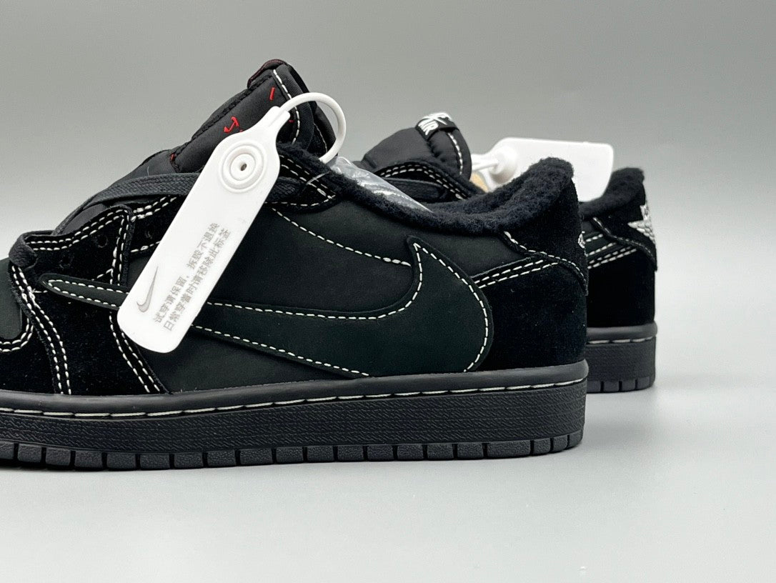Travis Scott x Air Jordan 1 Black