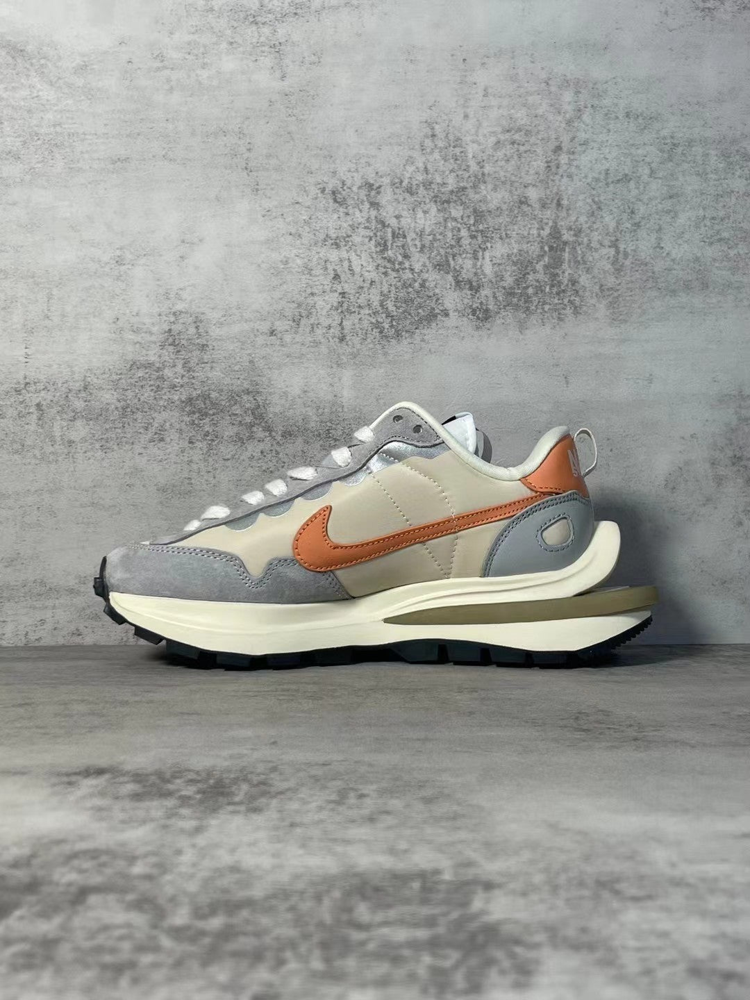 VaporWaffle Sacai Gray Red