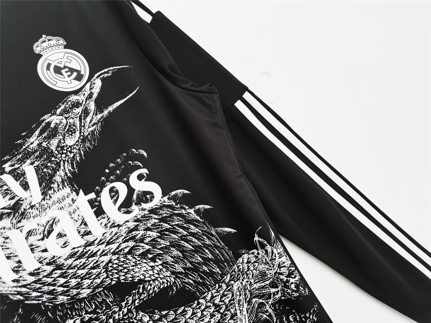 Real Madrid Third Long Sleeve Retro Jersey 2014/15