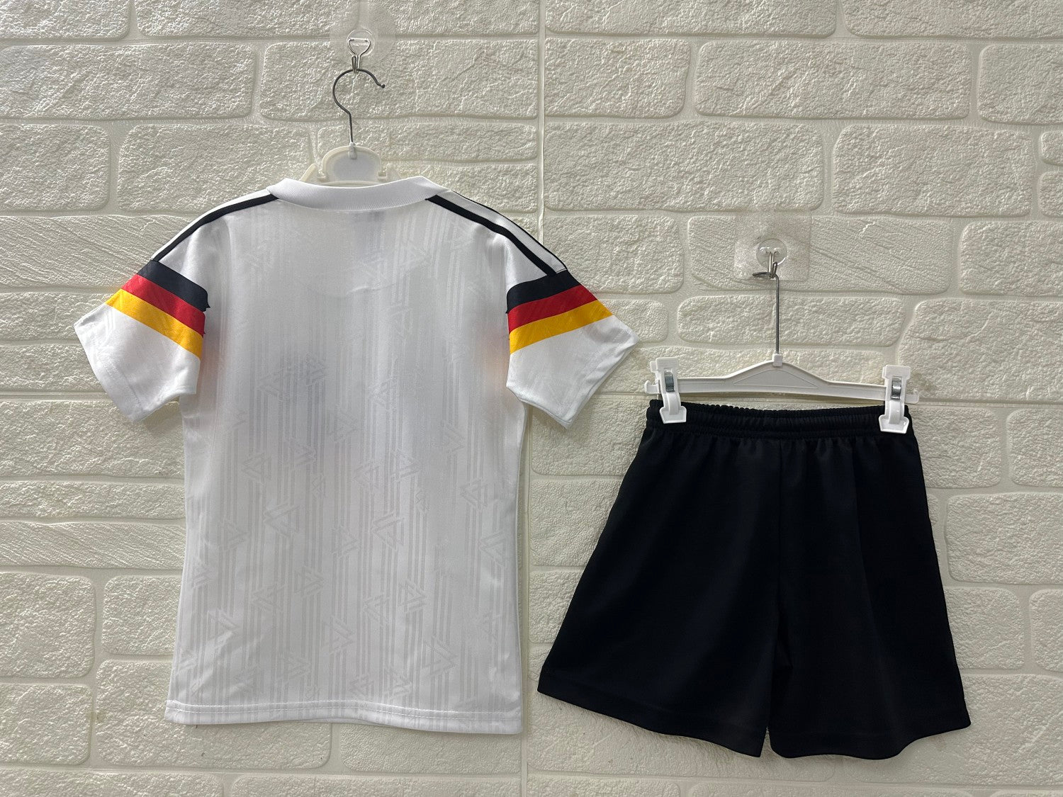 Germany Home Retro Kids Suit 1990