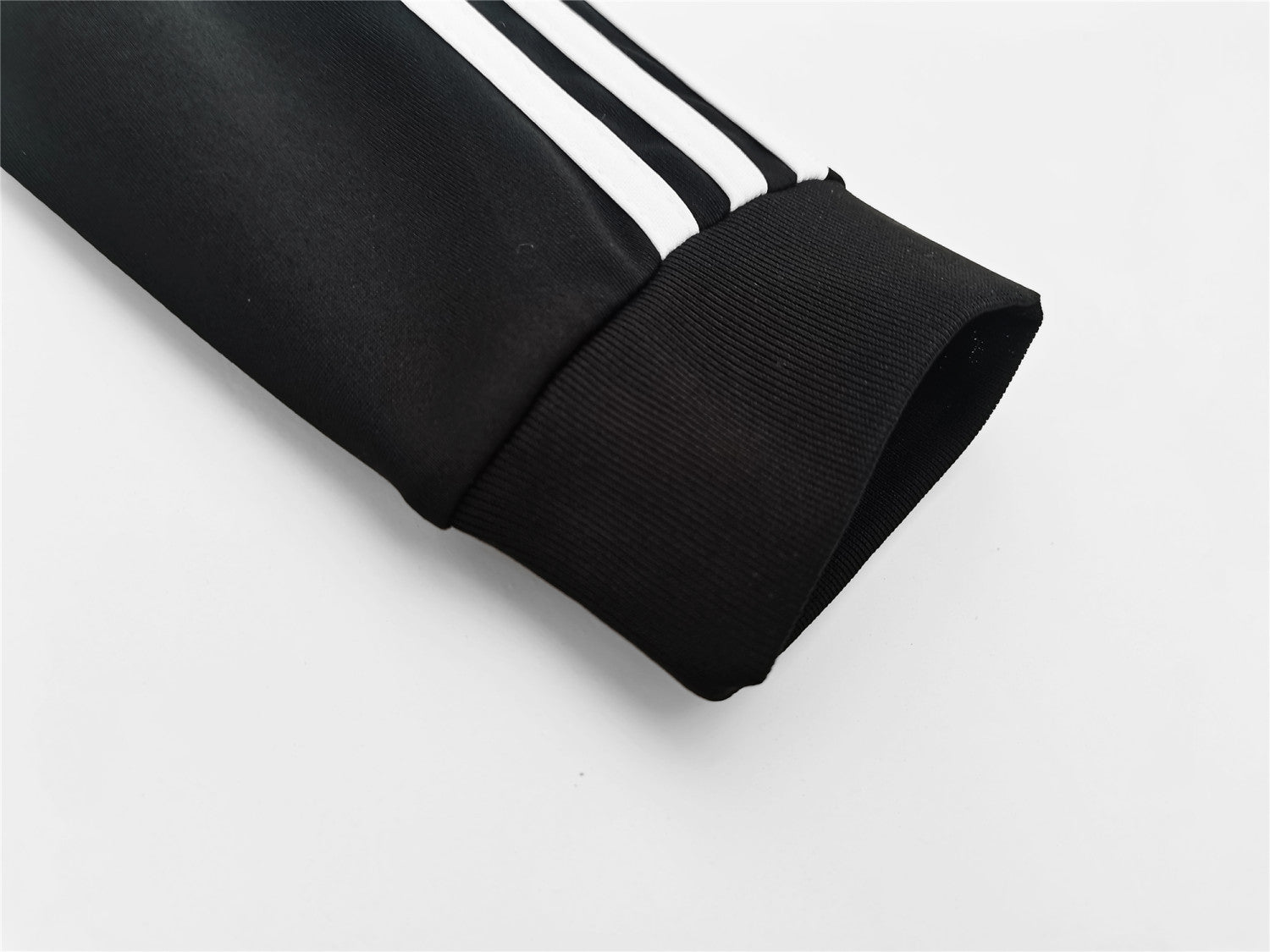 Real Madrid Third Long Sleeve Retro Jersey 2014/15