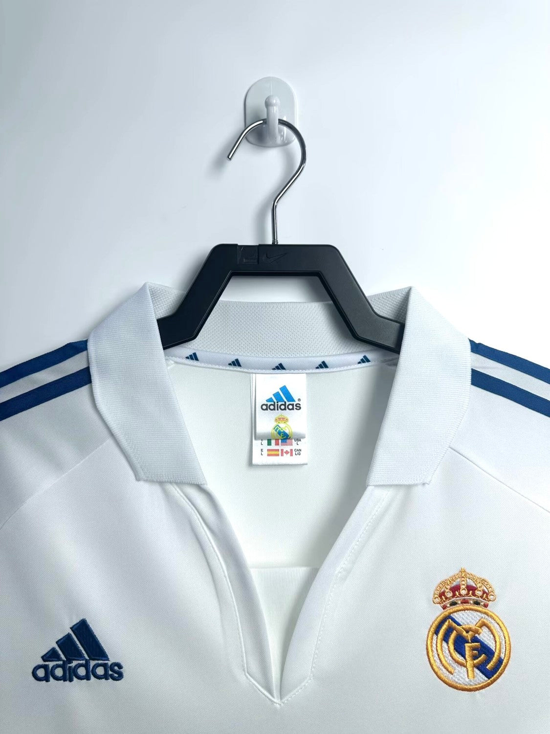 Real Madrid Home Retro Jersey 2001/02