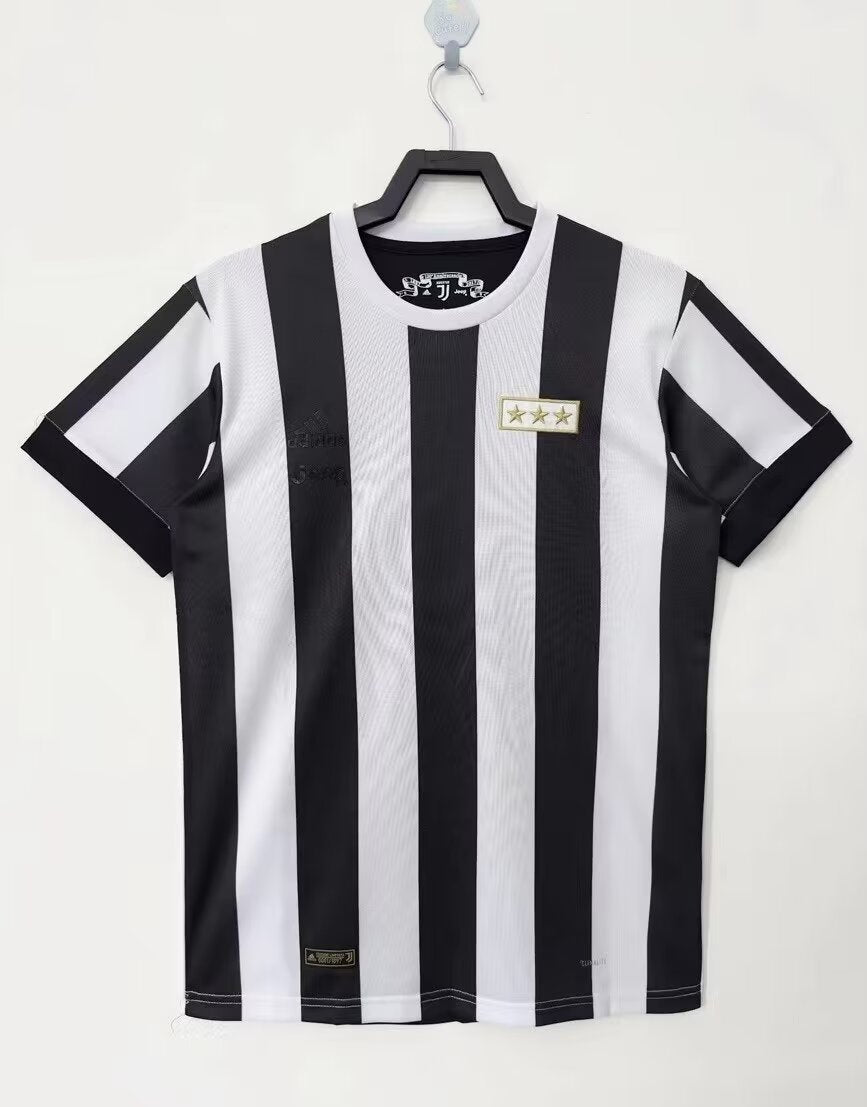 Juventus 120 Anniversary Retro Jersey