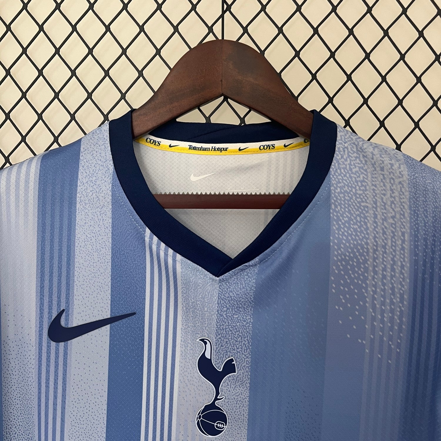 Tottenham Hotspur Winners Away Man Jersey 24/25