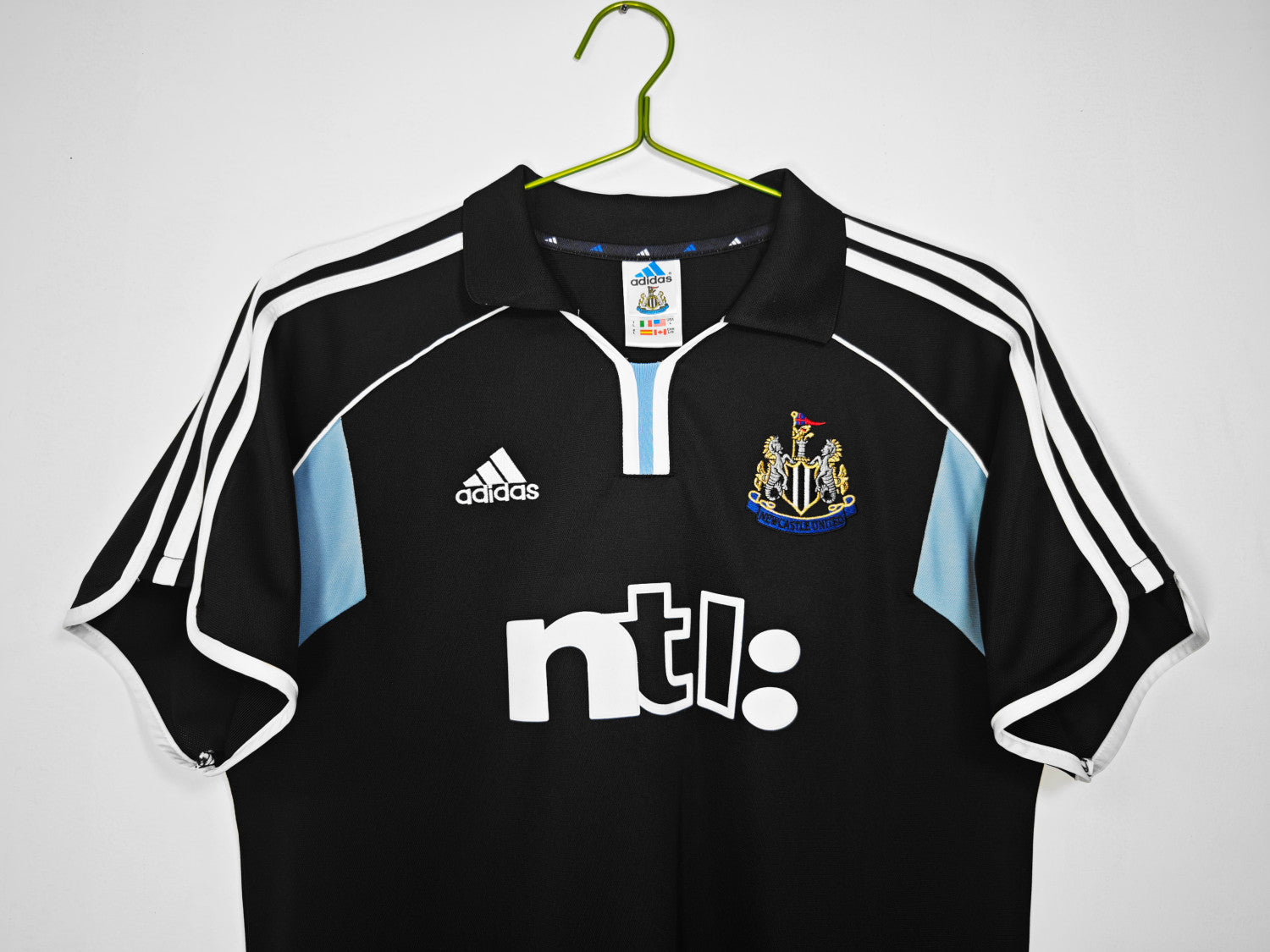 Newcastle United Away Retro Jersey 2000/01