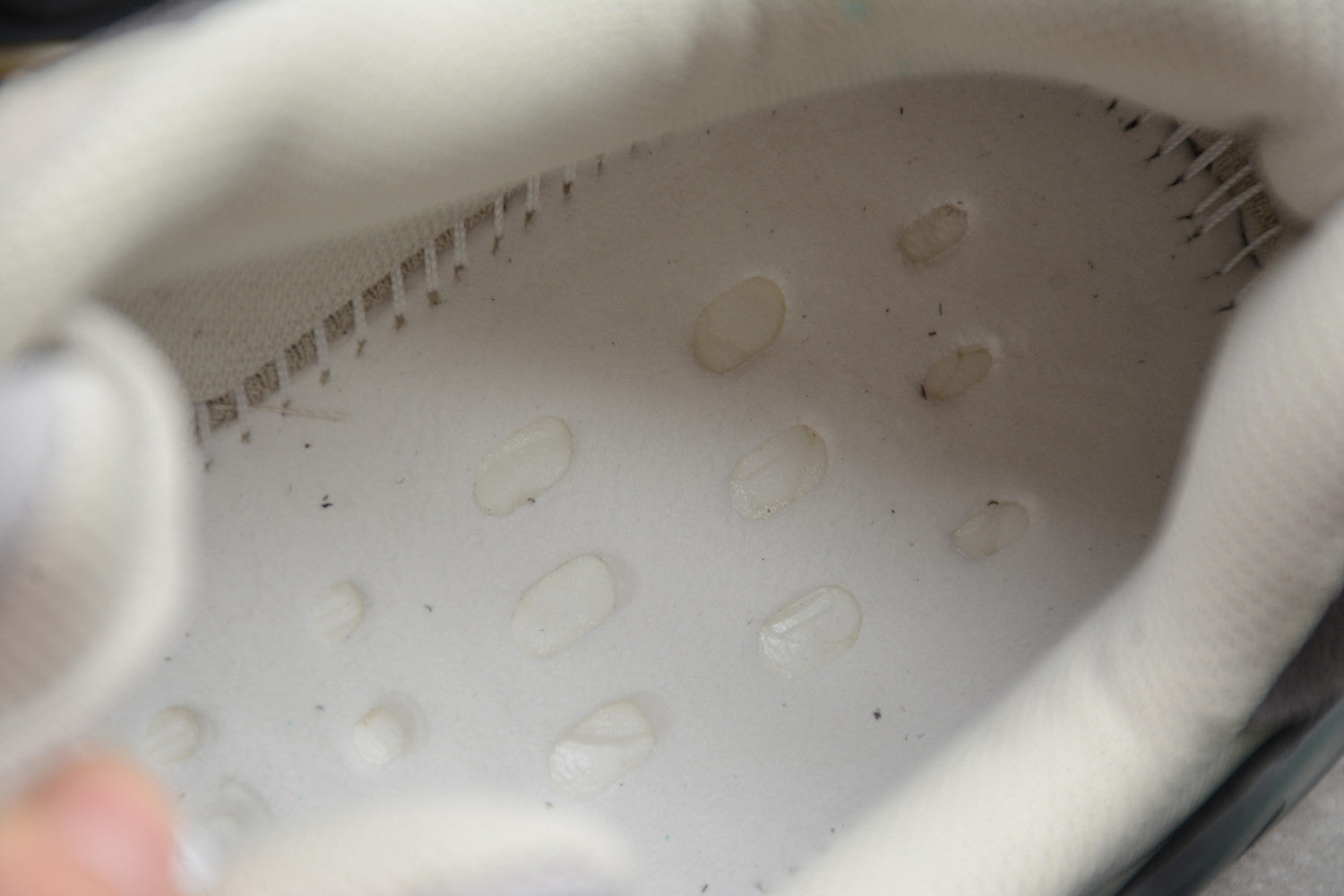 Yeezy 700 V2 Gray FU7914