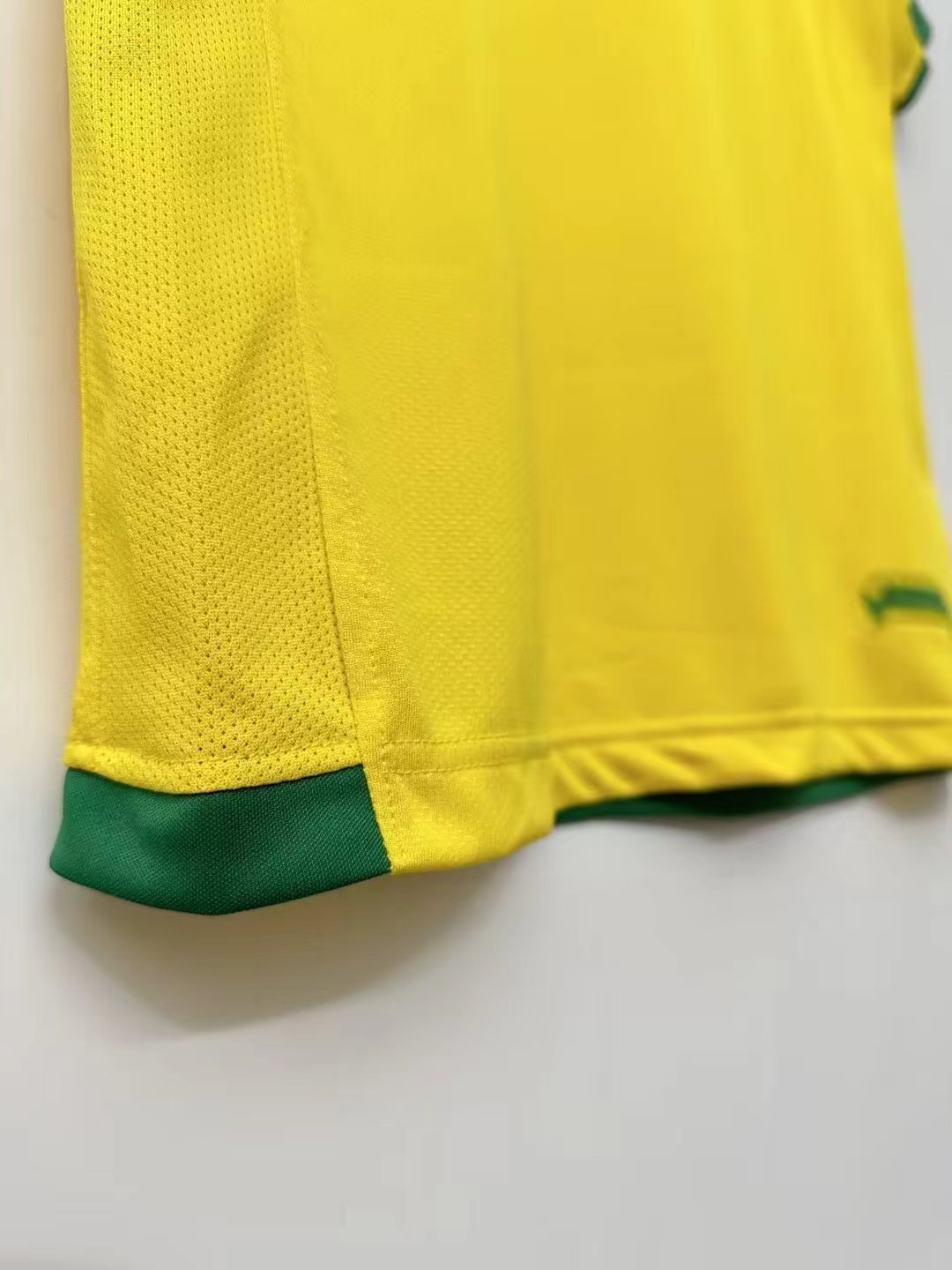 Brazil Home Retro Jersey 2006