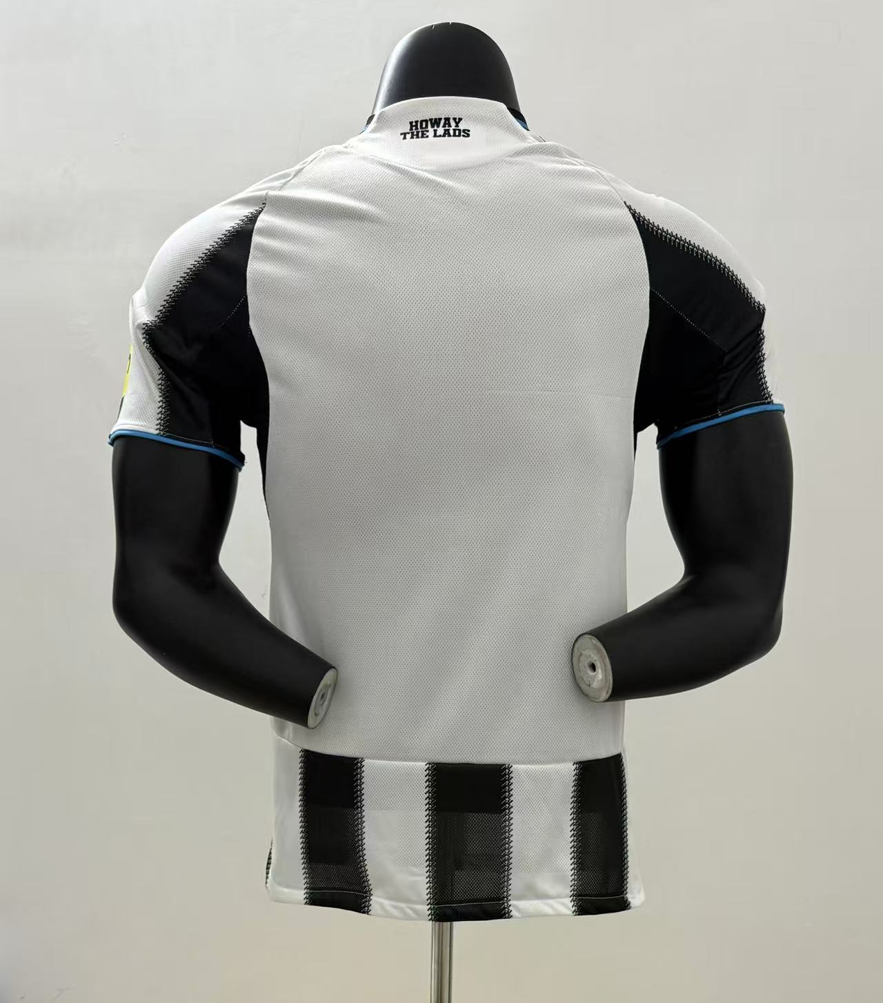 Newcastle United Home Player Jersey 25/26